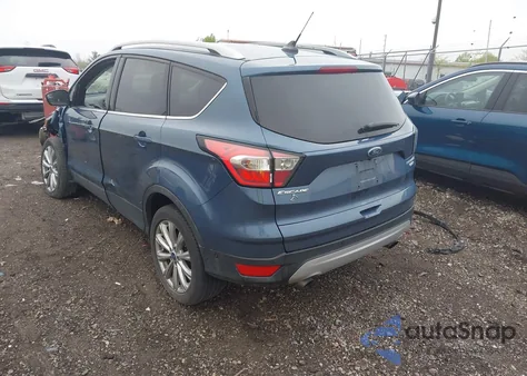 2018 Ford Escape Titanium из США, поврежденный, VIN 1FMCU9J92JUC75426